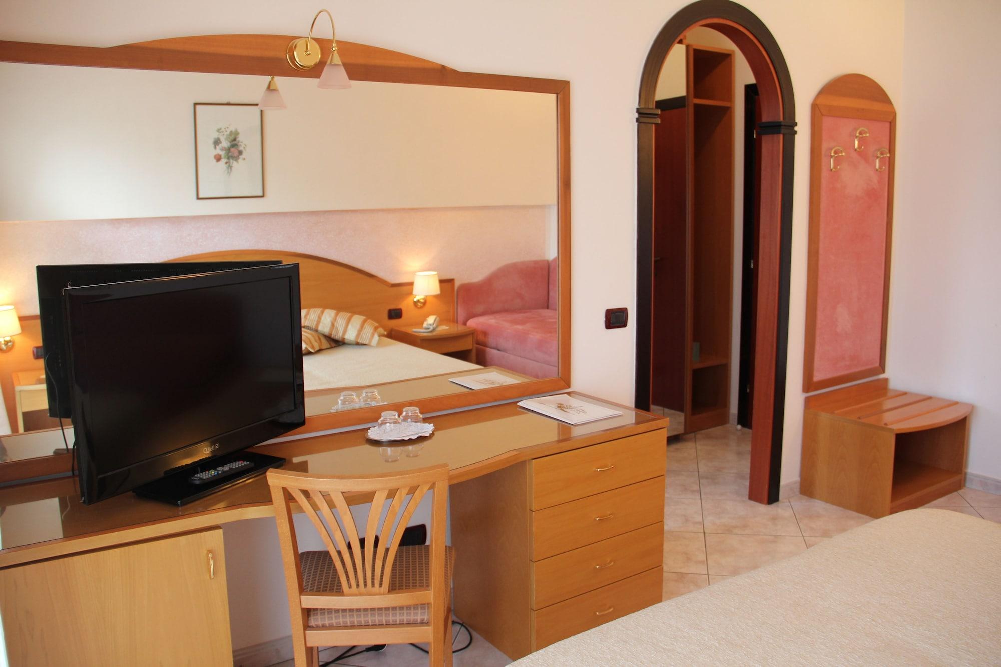 Hotel Nettuno Cervia Esterno foto