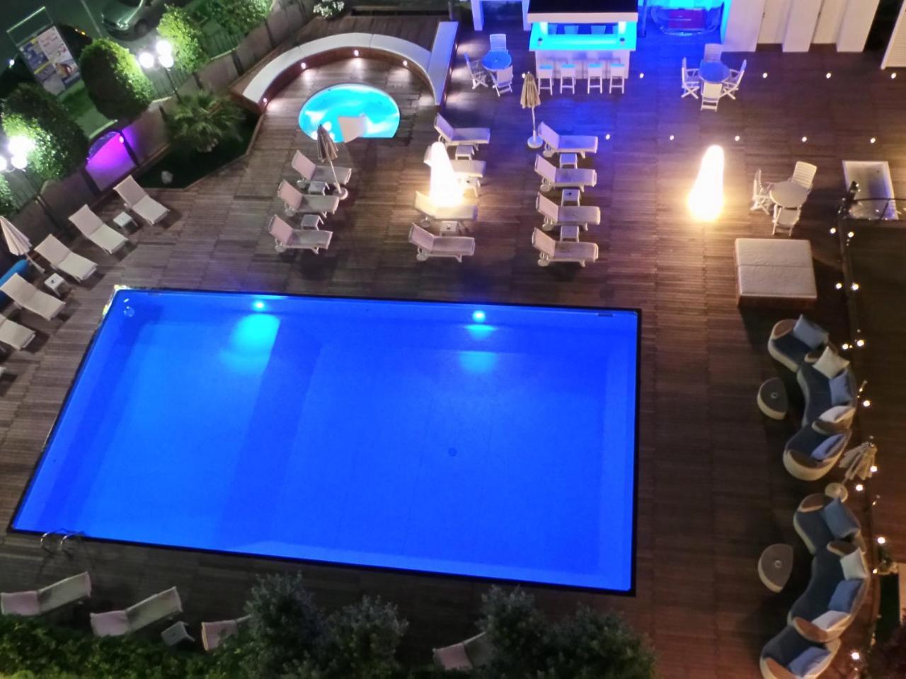 Hotel Nettuno Cervia Esterno foto