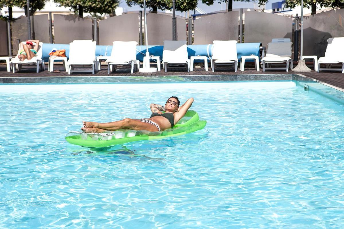 Hotel Nettuno Cervia Esterno foto